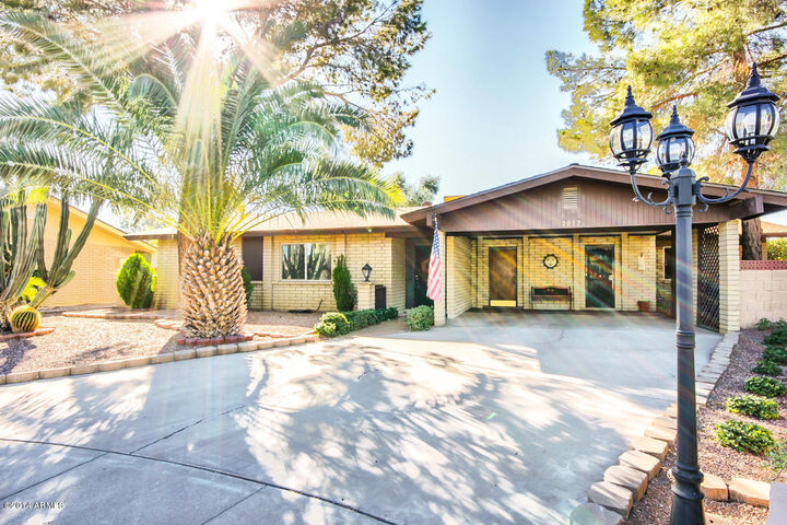 Property Photo: 2017 W Newcastle Circle AZ 85021