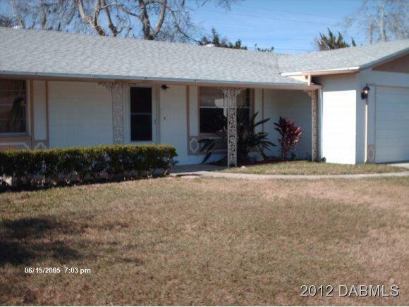 Property Photo: 2954 Lantern Drive FL 32119