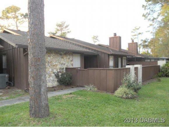 Property Photo: 8 Cherokee Trail FL 32174