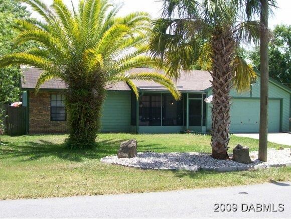 Property Photo: 721 10th Street FL 32117