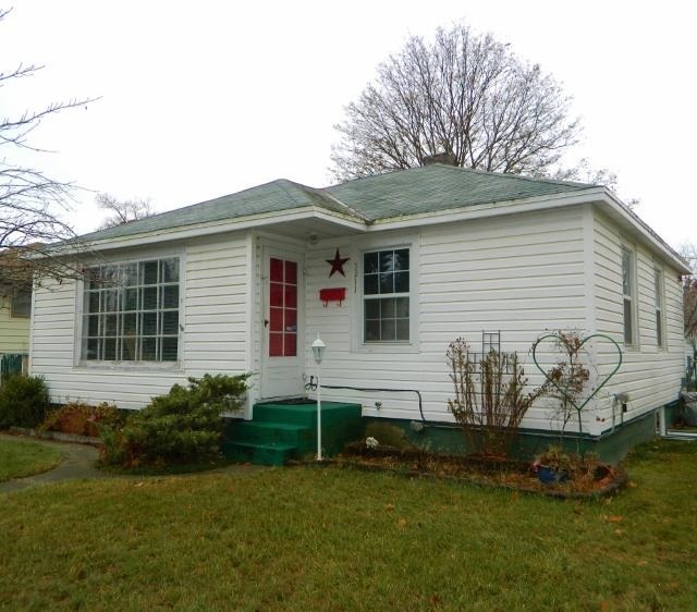 Property Photo: 5211 N Ash WA 99205