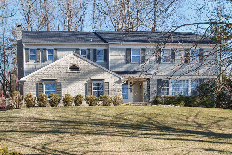 Property Photo:  68 Westview Rd  NJ 07078 