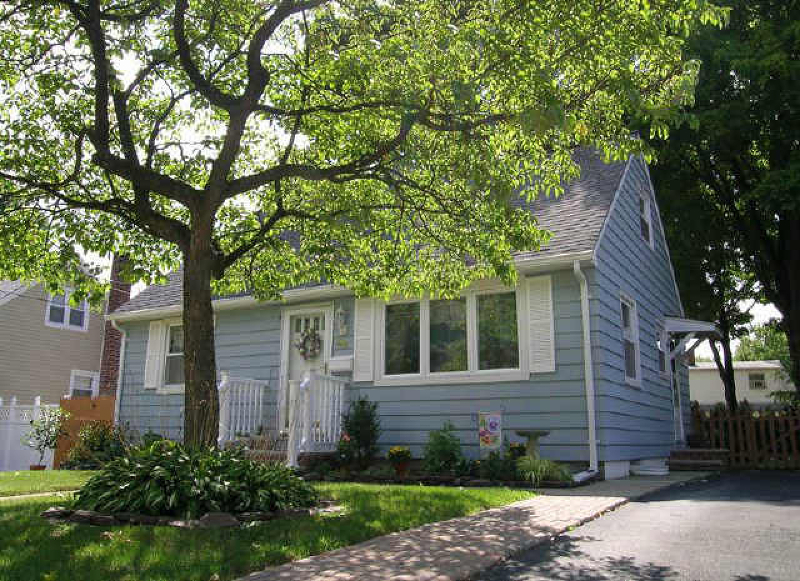 Property Photo:  48 Schuyler Ave  NJ 07442 