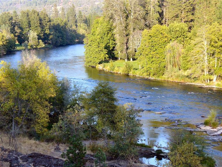 Property Photo:  7074 Rogue River Drive  OR 97539 