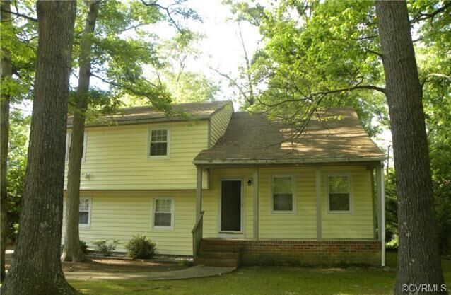 Property Photo: 11106 Savoy Road VA 23235