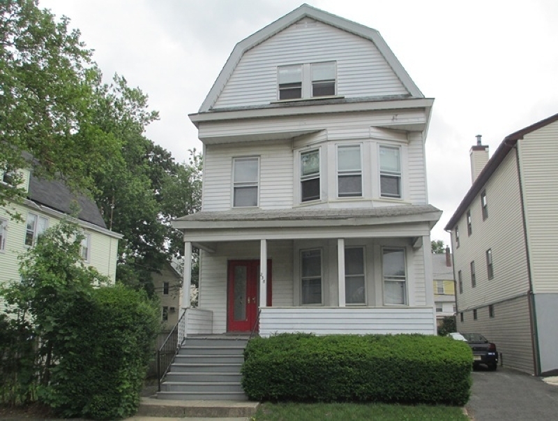 Property Photo:  238 Waverly Pl  NJ 07079 