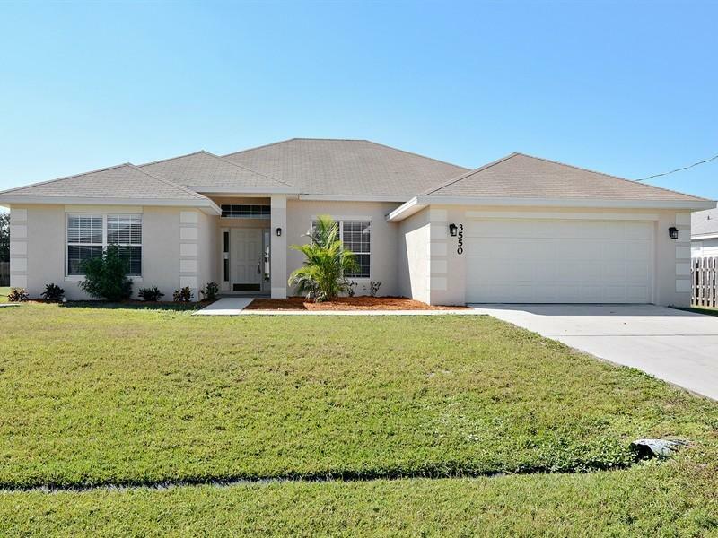 Property Photo:  3550 SW Rivera Street  FL 34953 