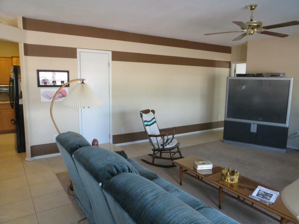 Property Photo:  2325 W Tepee Street  AZ 85120 