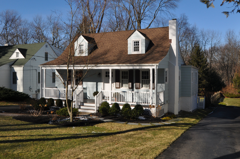 Property Photo:  12 Woodlawn Dr  NJ 07928 