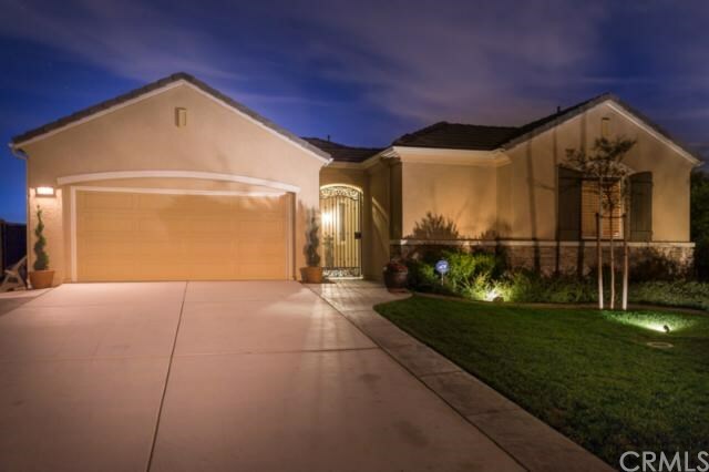 Property Photo: 17127 Broken Rock Court CA 92503