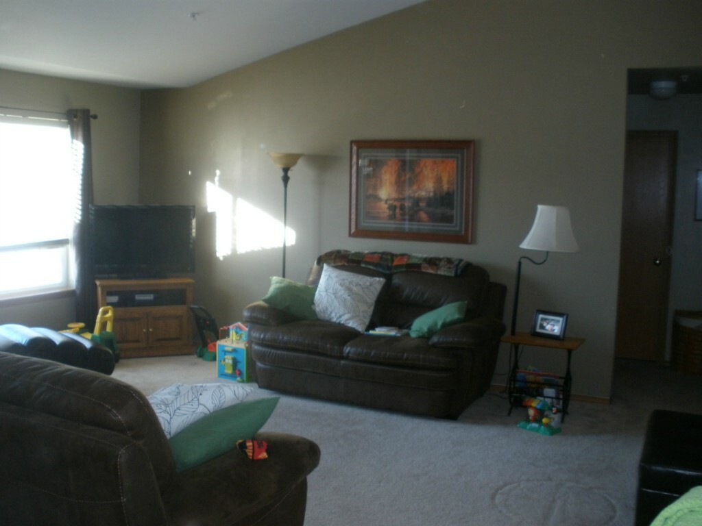 Property Photo:  2339 Silo Dr  WA 98802 