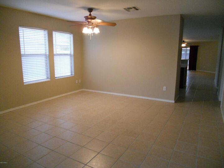 Property Photo: 668 S Porter Street AZ 85296