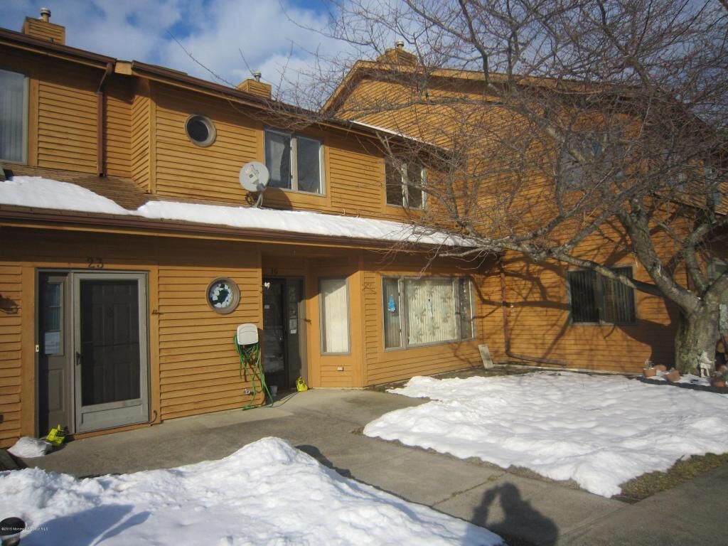 Property Photo:  19 Brandywine Court  NJ 08724 