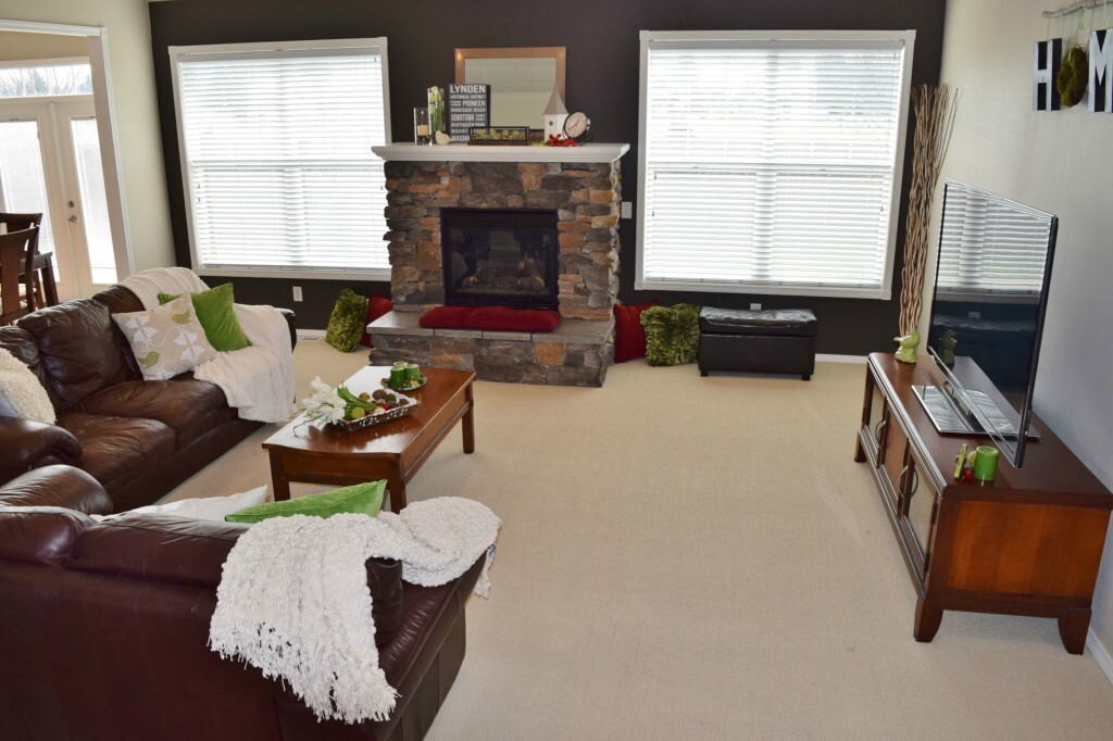 Property Photo: 1521 Westview Place WA 98264