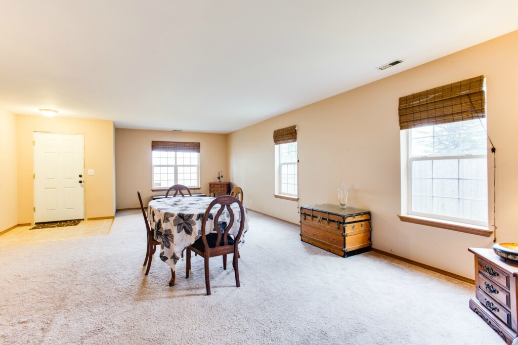 Property Photo: 6729 159th St E WA 98375