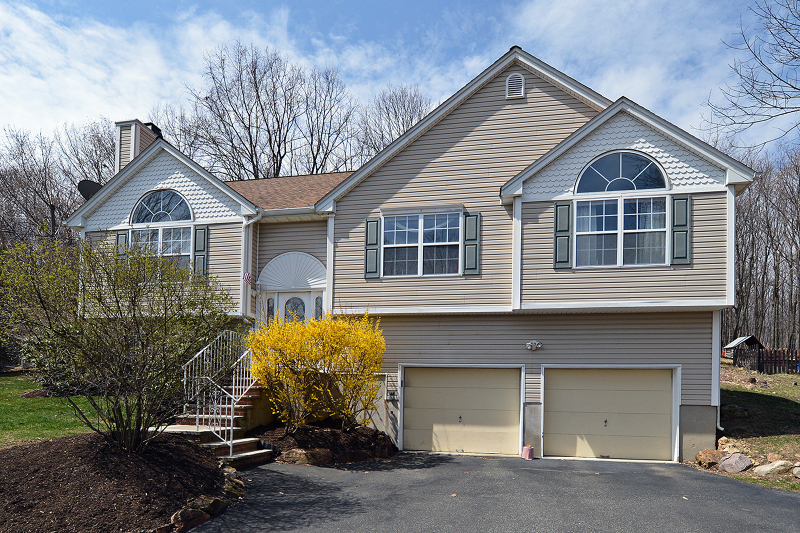 Property Photo: 146 Valley View Dr NJ 07866