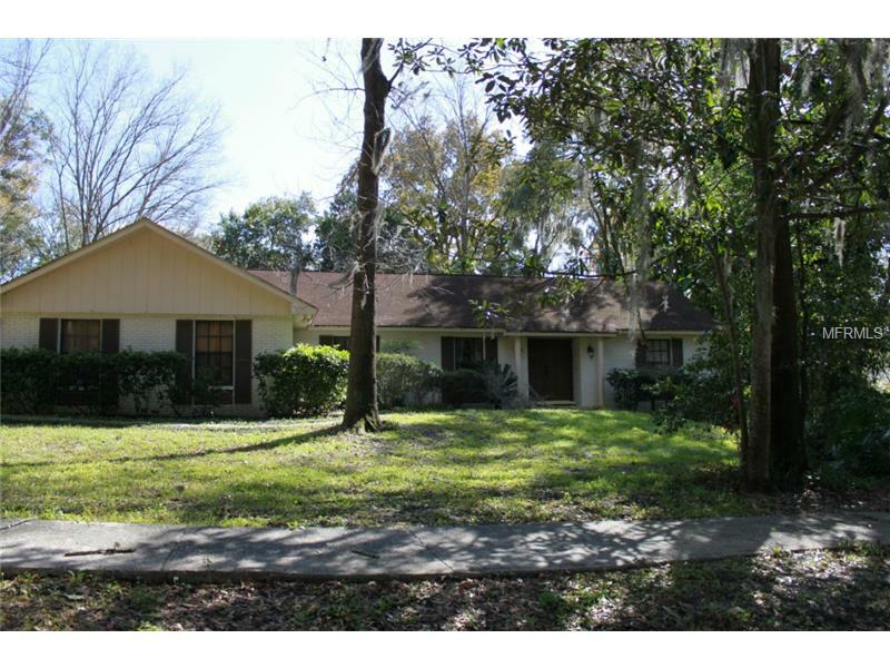 Property Photo: 101 Laurel Tree Way FL 33511