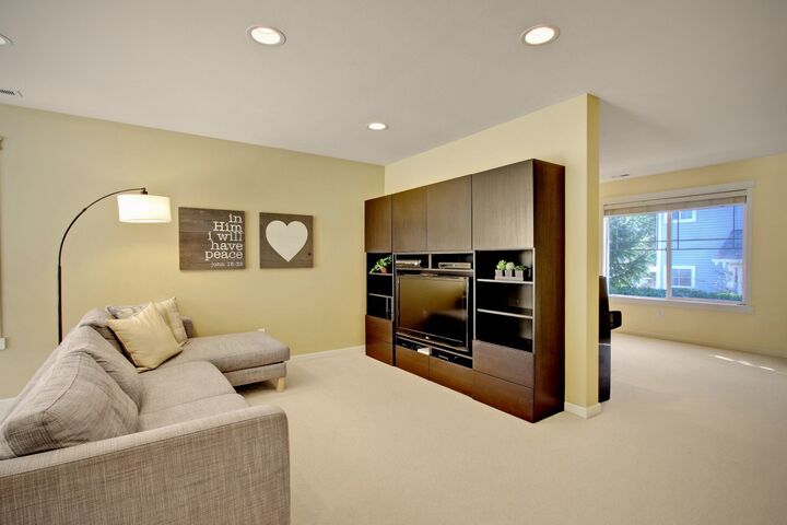 Property Photo:  36702 SE Gravenstein Court  WA 98065 