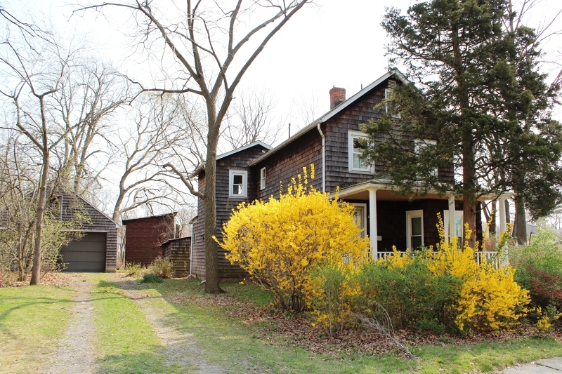 Property Photo:  1965 Montgomery St  NJ 07065 