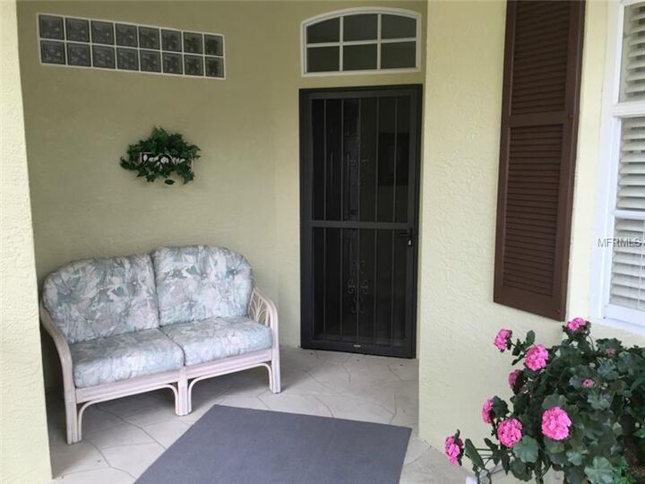 Property Photo:  869 Tartan Drive  FL 34293 