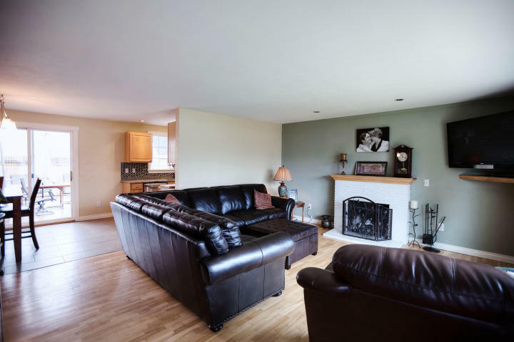 Property Photo: 1330 Holbrook St WA 98801