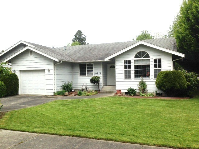 Property Photo:  102 Garfield St B  WA 98276 