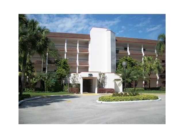 Property Photo:  4702 Fountains Drive S 107  FL 33467 