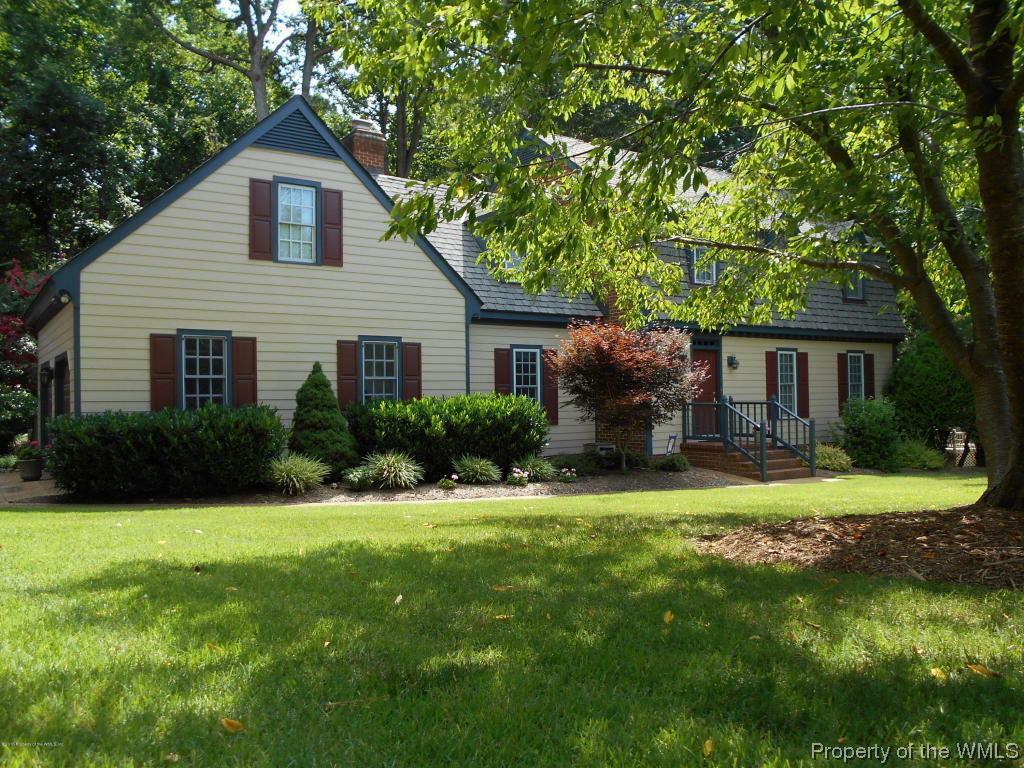 Property Photo:  26 Berkshire Road  VA 23188 