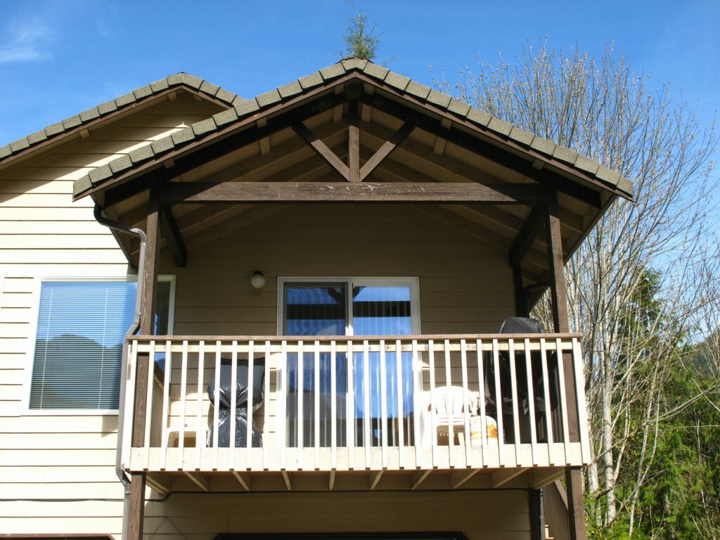 Property Photo:  471 Maple Grove Rd  WA 98363 