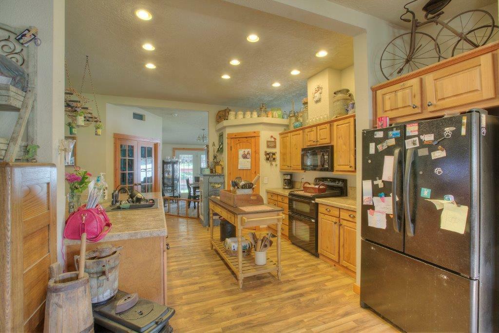 Property Photo: 24114 77th Ave E WA 98338