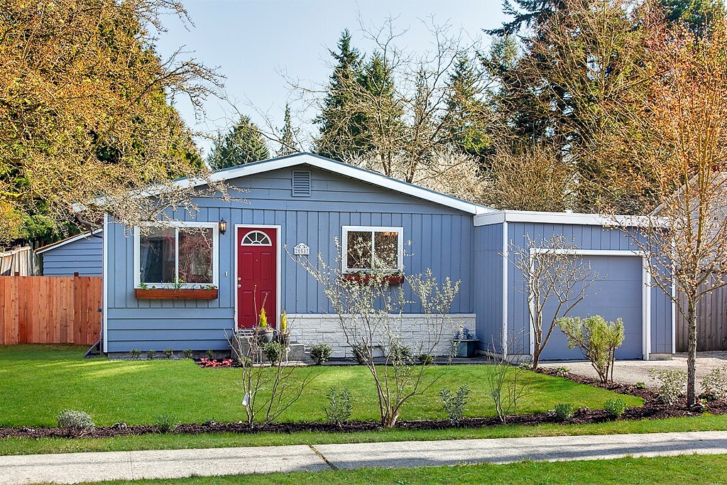 Property Photo:  20507 55th Ave W  WA 98036 