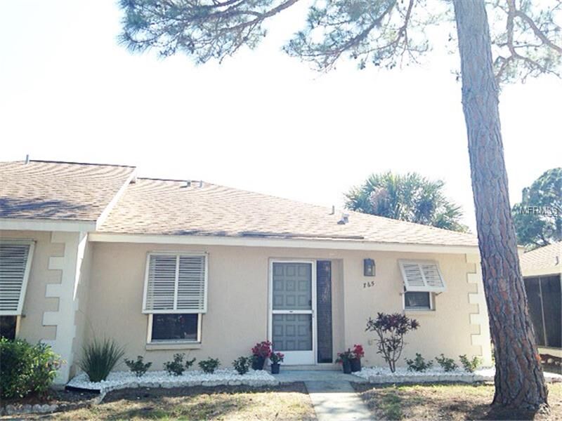 Property Photo:  765 N Jefferson Avenue 765  FL 34237 