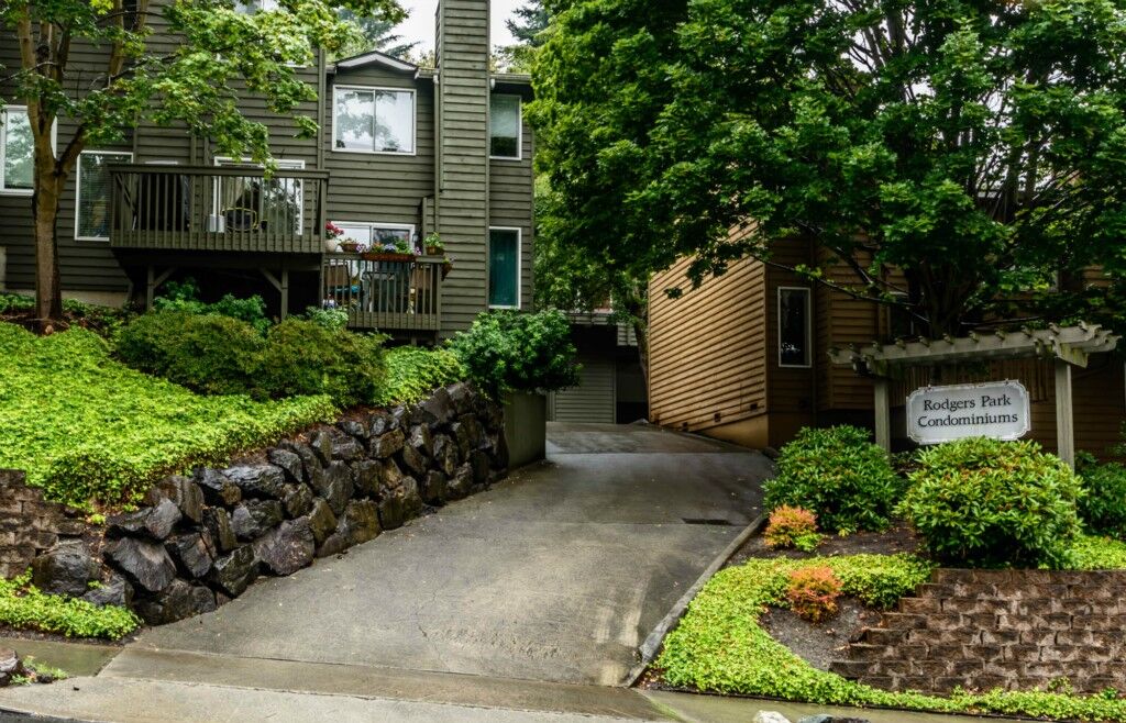 Property Photo:  301 W Raye Street D114  WA 98119 