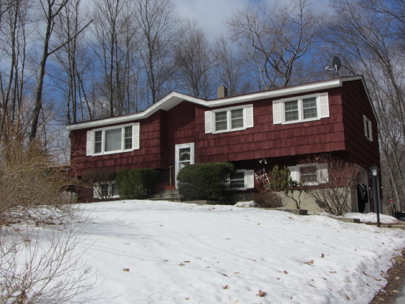 Property Photo:  18 Beaver Brook Drive  NJ 07461 