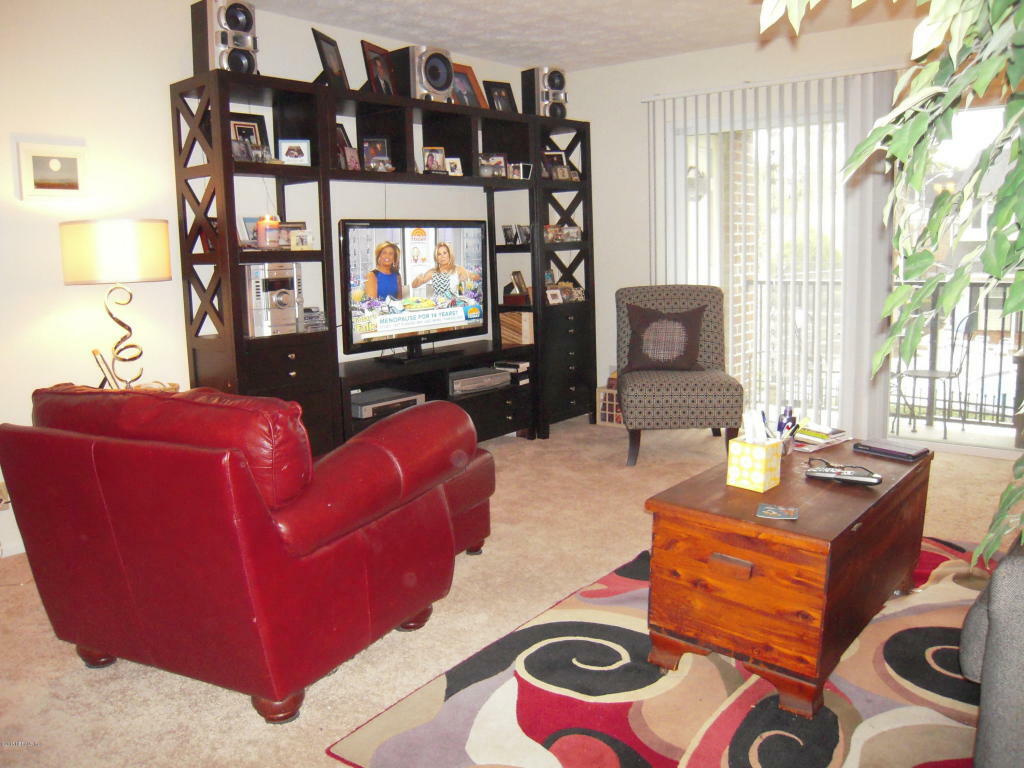 Property Photo:  4915 Baymeadows Rd 3H  FL  