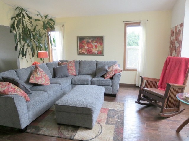 Property Photo:  1124 N Cascade Ct  WA 98264 