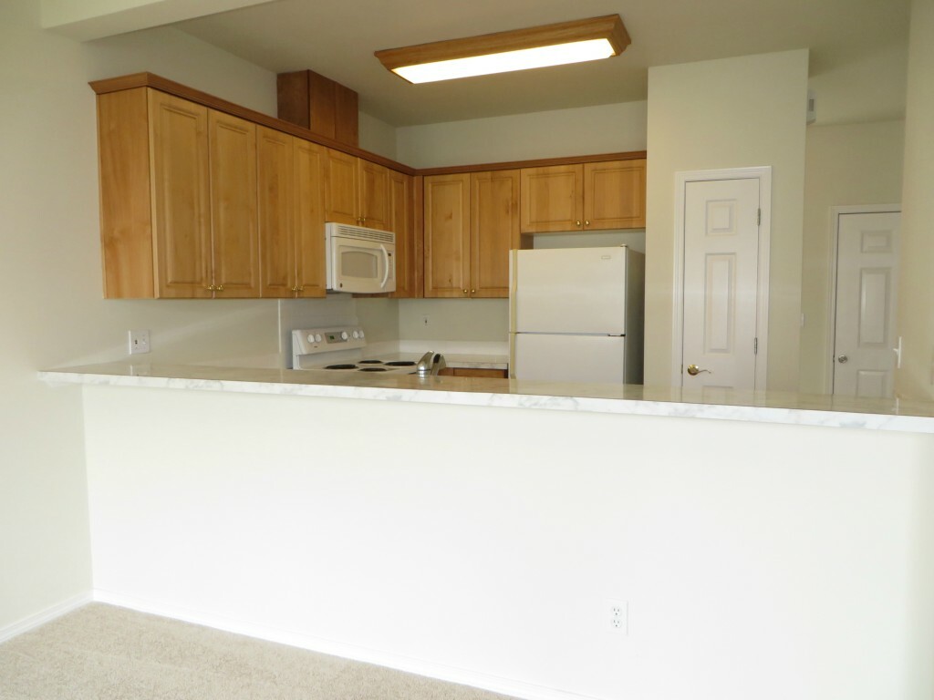 Property Photo:  2762 Diamond Lp B  WA 98354 