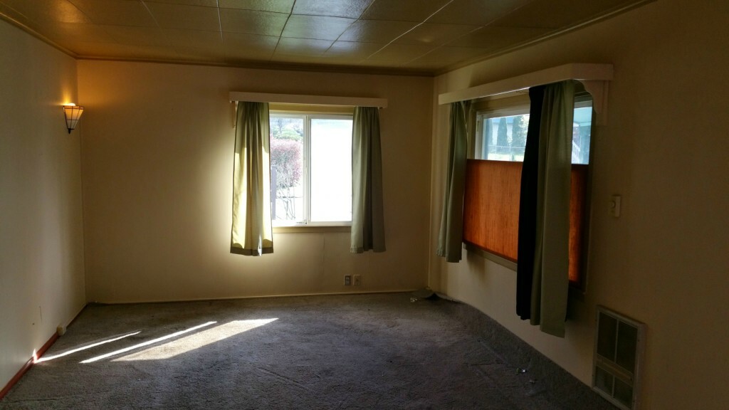 Property Photo:  118 N 95th St  WA 98103 