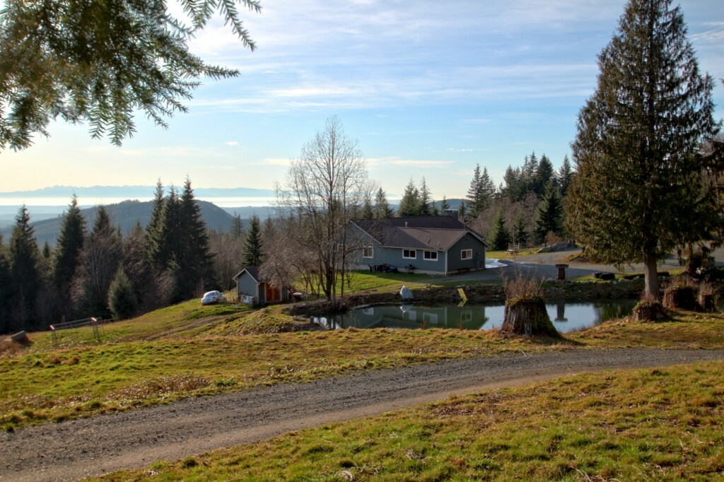 Property Photo: 9515 N Cedarvale Loop Rd WA 98223