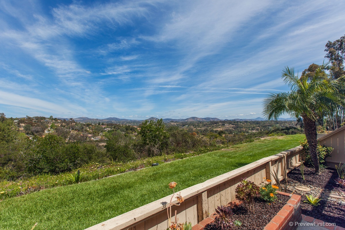 Property Photo:  2138 Valleydale Lane  CA 92024 