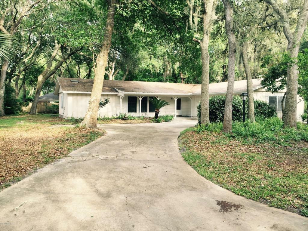 Property Photo:  1205 Indian Woods Drive  FL 32266 