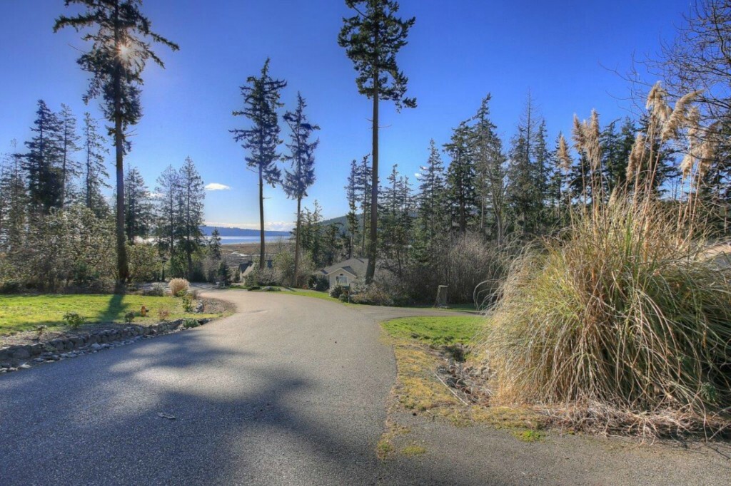 Property Photo:  273 Richmond Lane  WA 98282 