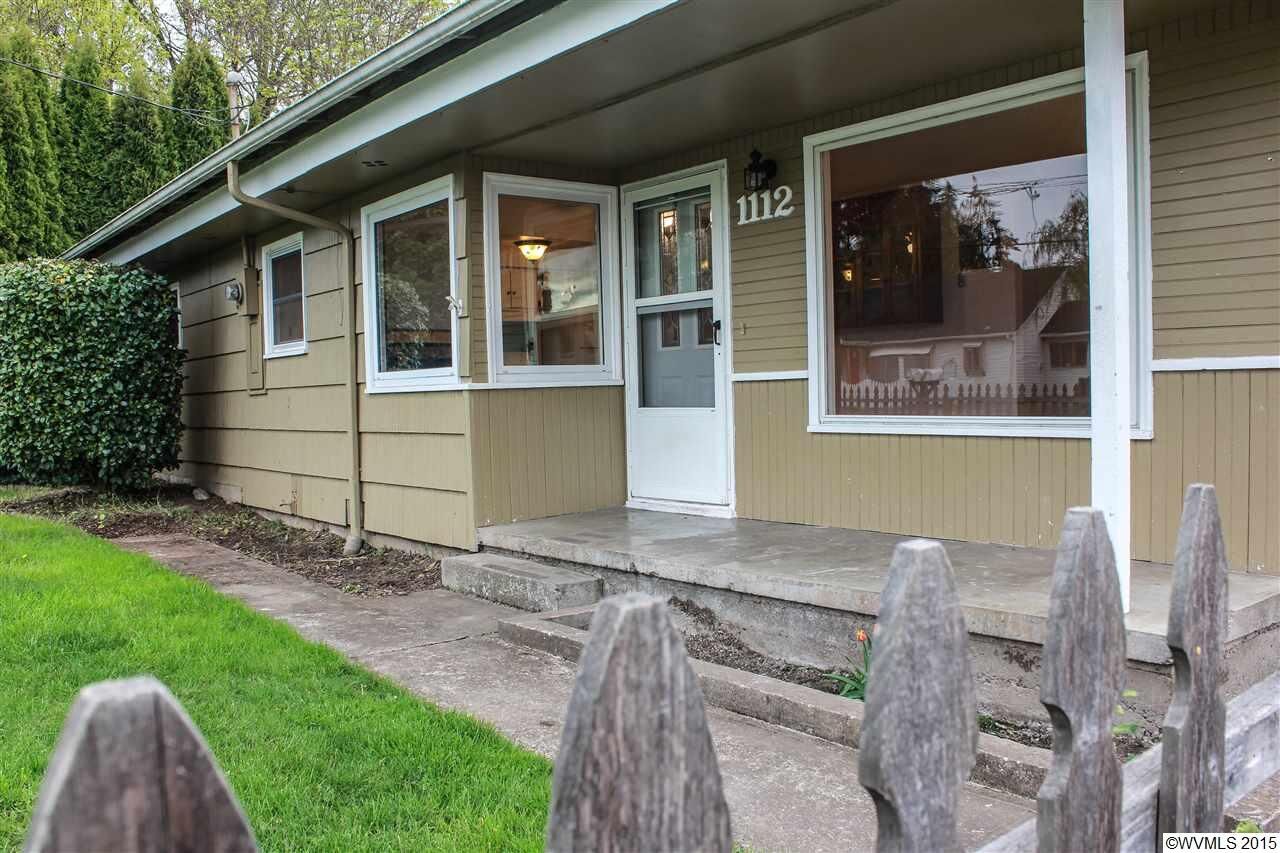 Property Photo:  1112 Alder Dr NE  OR 97303 