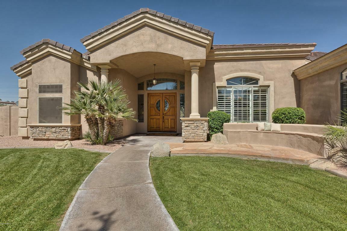 Property Photo:  2024 W Weatherby Way  AZ 85286 