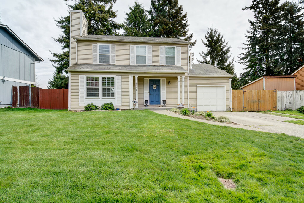 Property Photo: 33338 40th Ave SW WA 98023