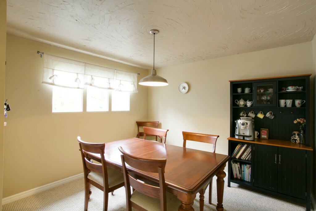 Property Photo:  2384 NE 90th St  WA 98115 