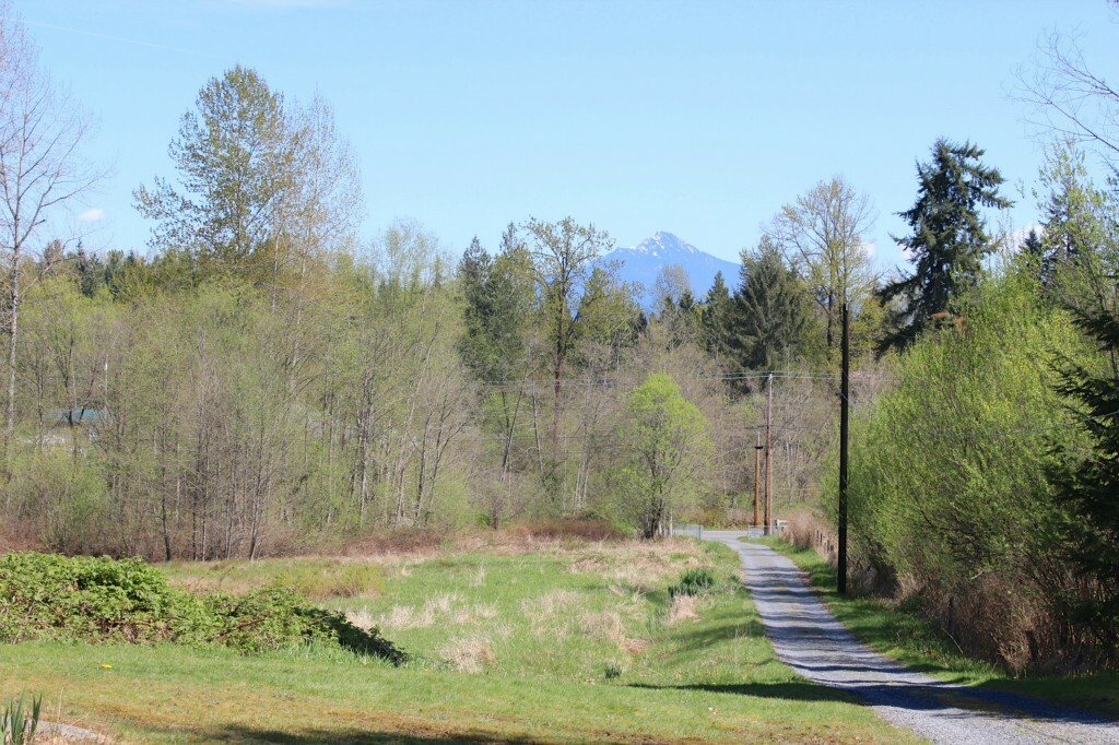 Property Photo: 6320 123rd Ave NE WA 98258