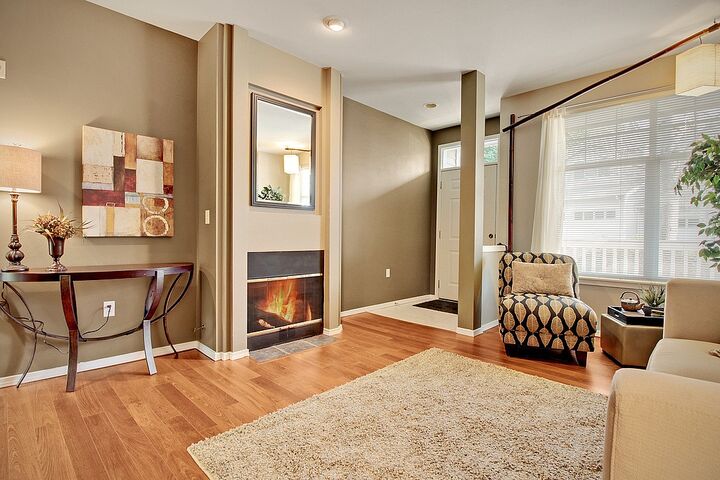 Property Photo: 17807 NE 96th Way 3 WA 98052