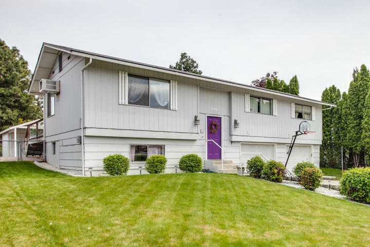 Property Photo: 119 Eastridge Dr WA 98802