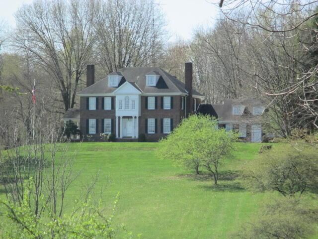 Property Photo: 18230 Yauger Road OH 43050